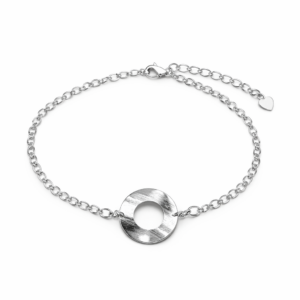 Pulseira com Pingente Circular Vazado e Extensor com Coração em Banho Prateado LILLARA SEMIJOIAS